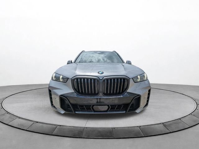 Used 2024 Skyscraper Grey Metallic BMW sDrive40i image 9
