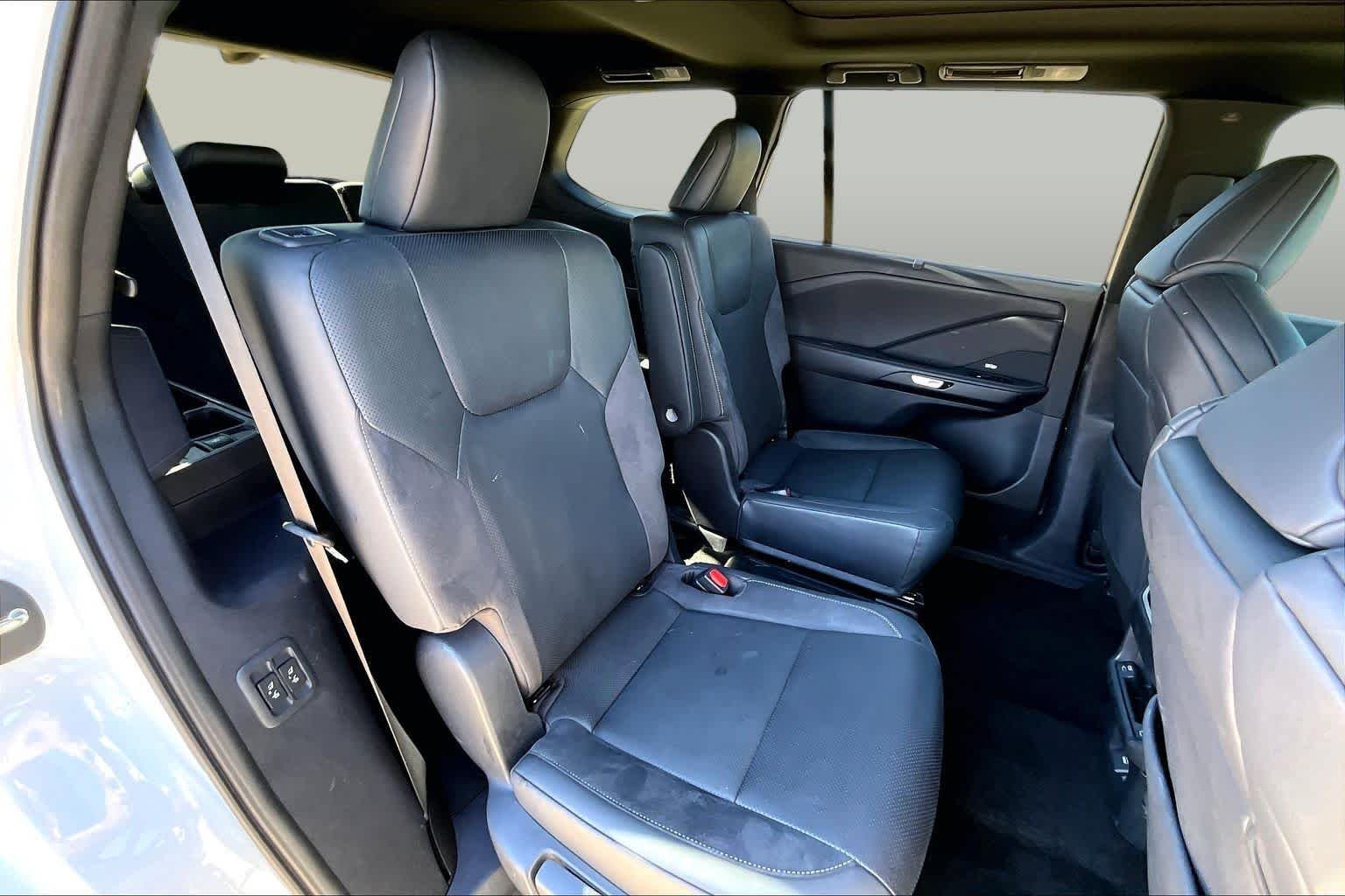 Used 2024 Wind Chill Pearl Lexus F SPORT Luxury image 20