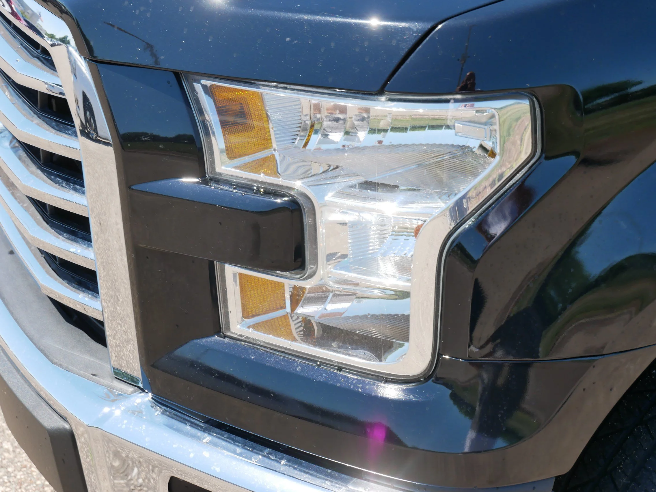 Certified Used 2022 Agate Black Ford XLT image 15