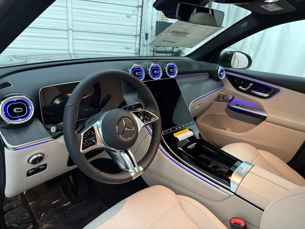 New 2027 Gray Mercedes-Benz GLC 300 image 13