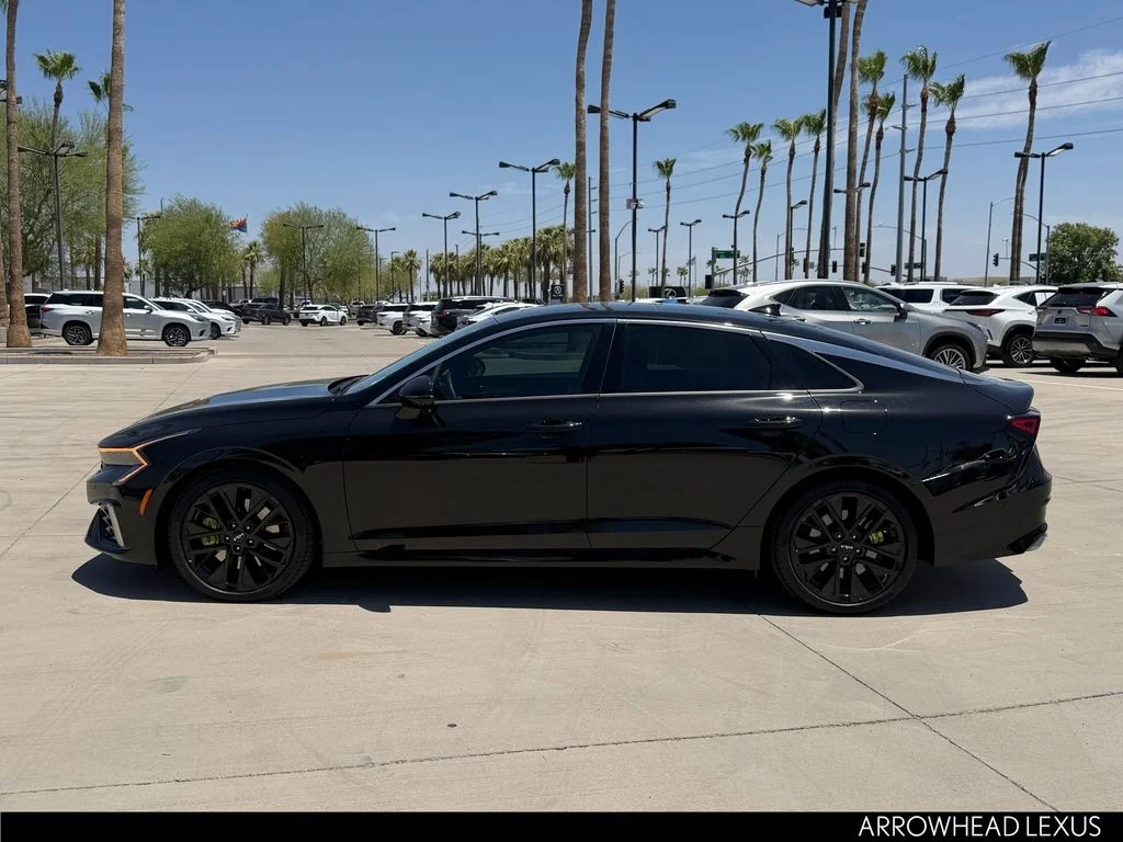 Used 2025 Black Kia GT image 3