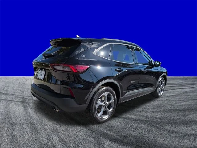 New 2026 Agate Black Metallic Ford ST-Line image 4