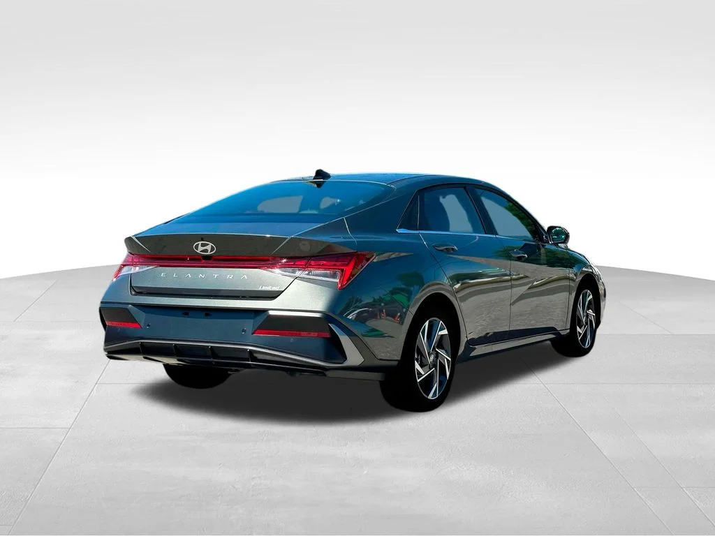Used 2025 Gray Hyundai Limited image 8