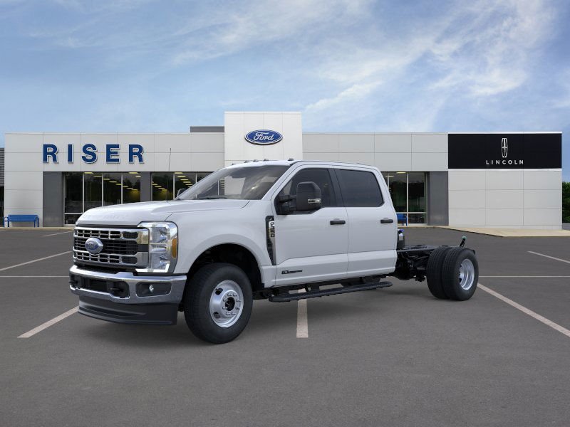 2026 Ford F-350 Super Duty Chassis Cab
