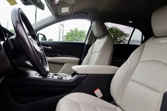Used 2021 RADIANT SILVER METALLIC Cadillac AWD Luxury image 17