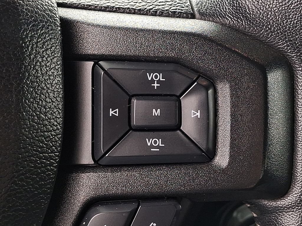 Used 2017 White Ford  image 18