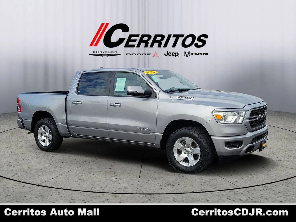 2024 RAM 1500 Big Horn/Lone Star 4x4 Crew Cab 5'7's photo