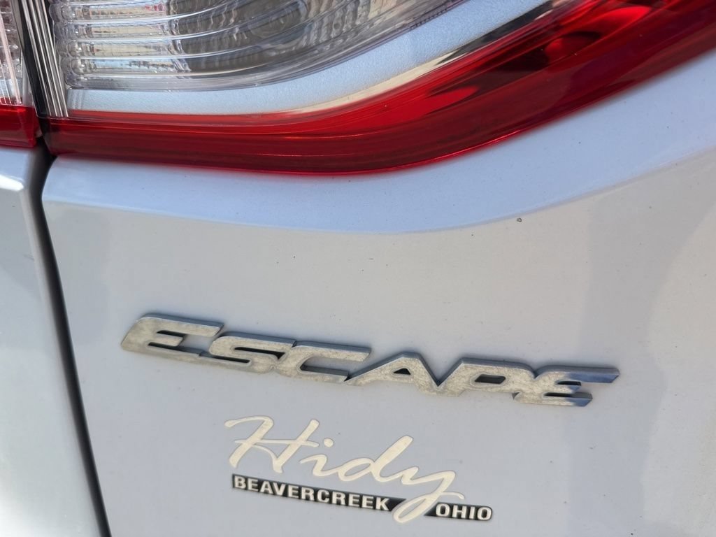 Used 2013 White Platinum Ford SEL image 5