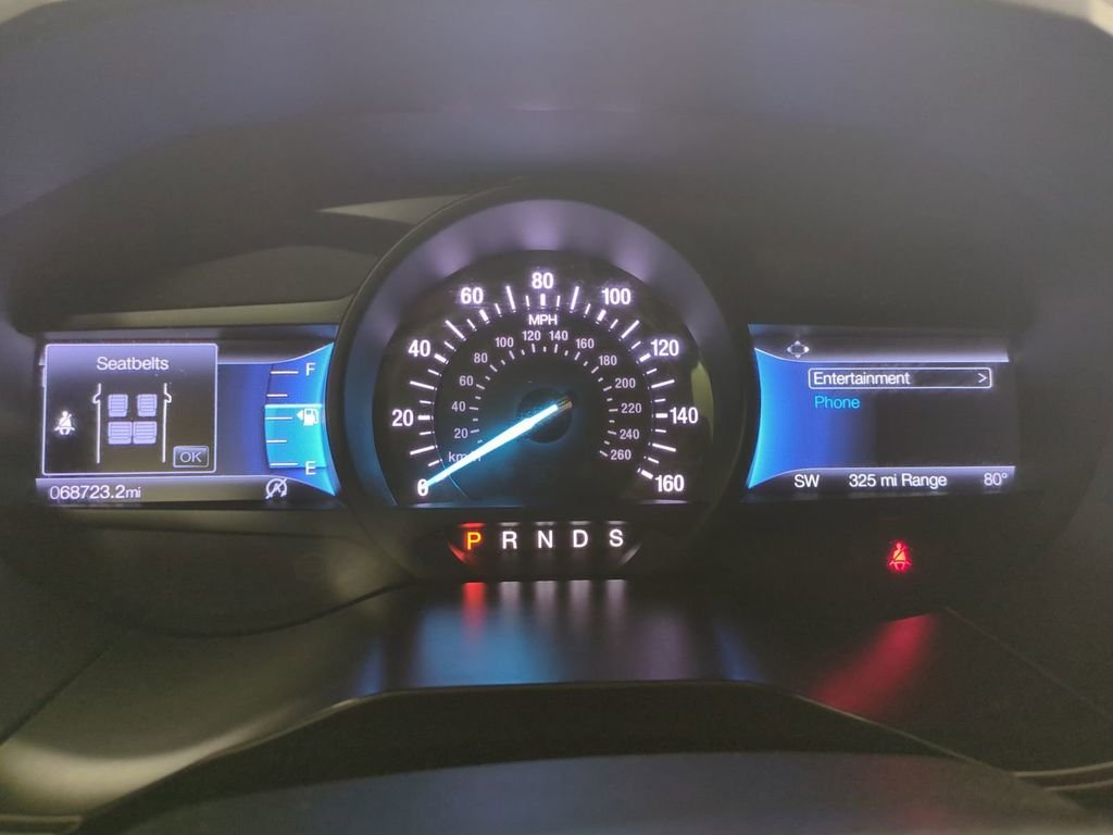 Used 2022 White Ford SEL image 35