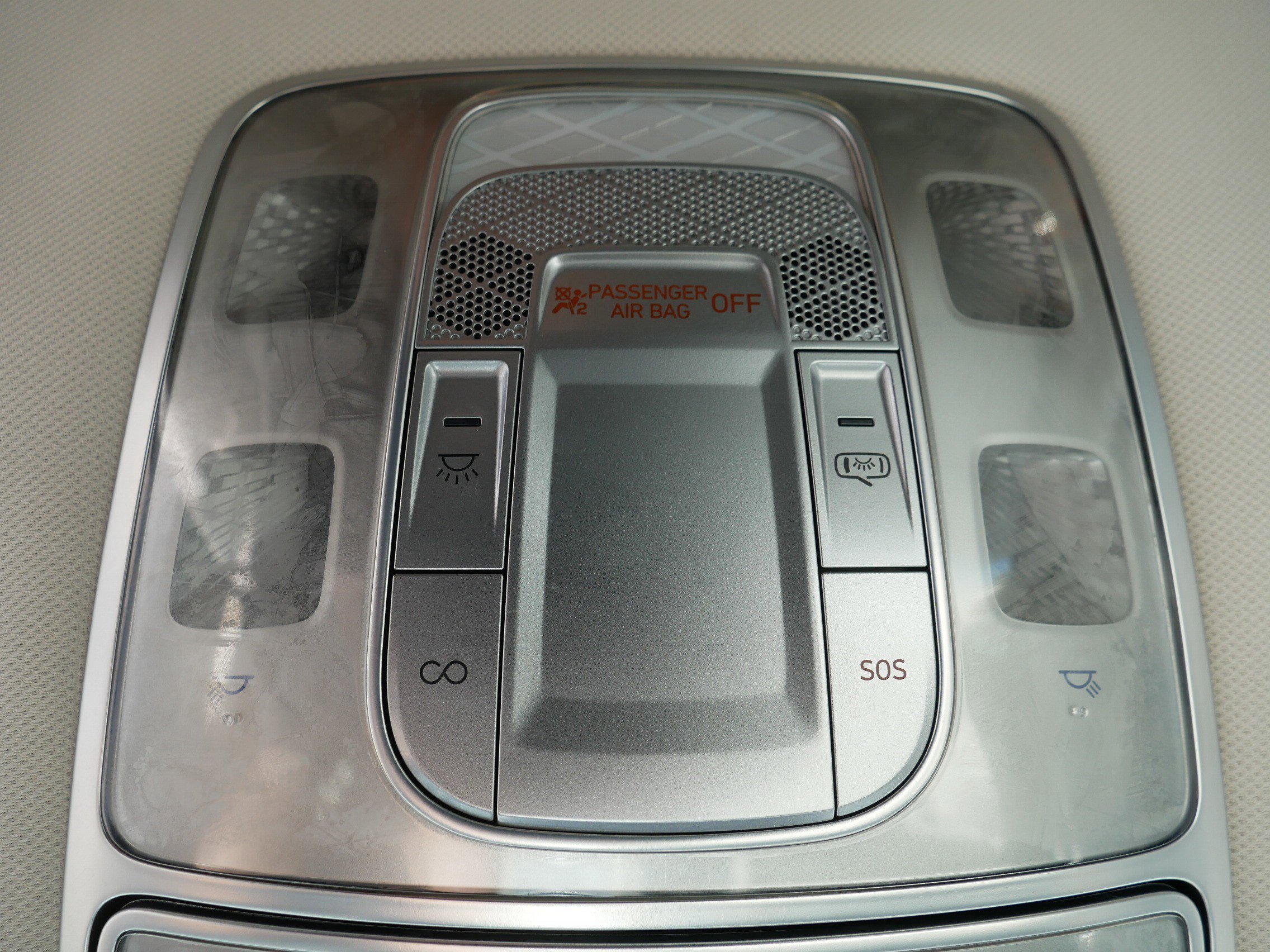 2022 GENESIS GV70 Standard - Photo 32