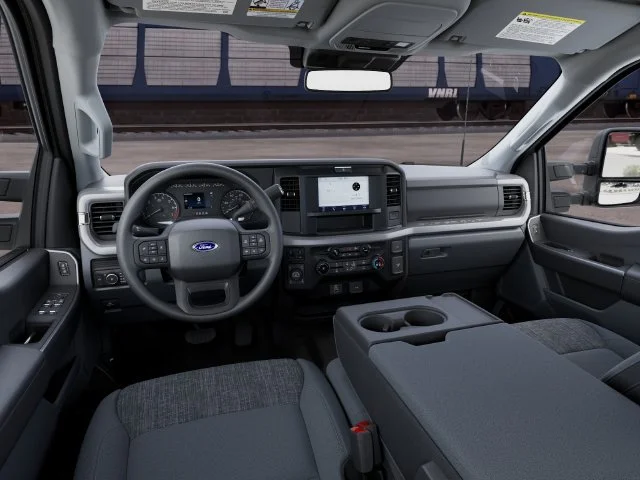 New 2027 Iconic Silver Metallic Ford XLT image 31