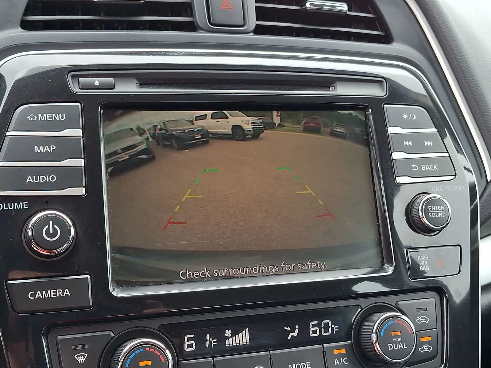 Used 2019 Gun Metallic Nissan SL image 21