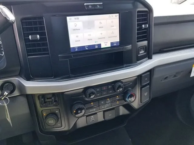 New 2026 White Ford XLT image 18