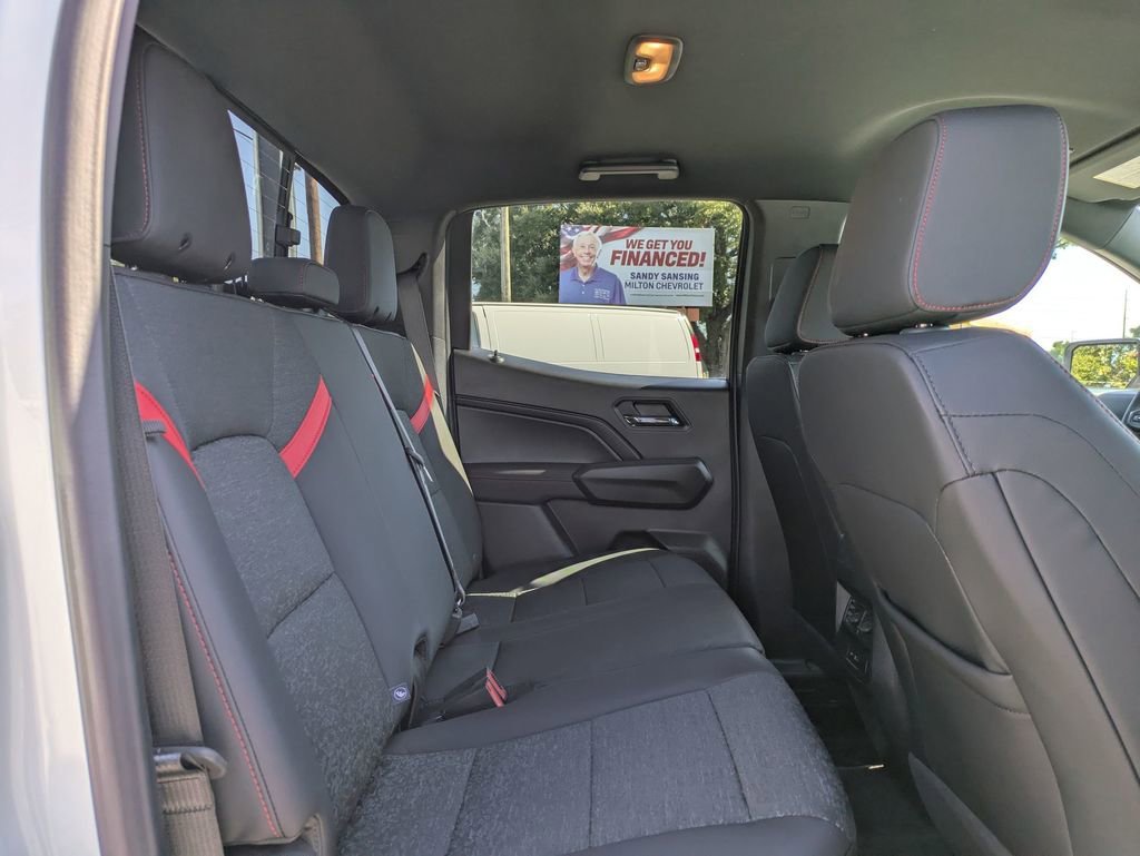 2025 Chevrolet Colorado Z71 - Photo 31