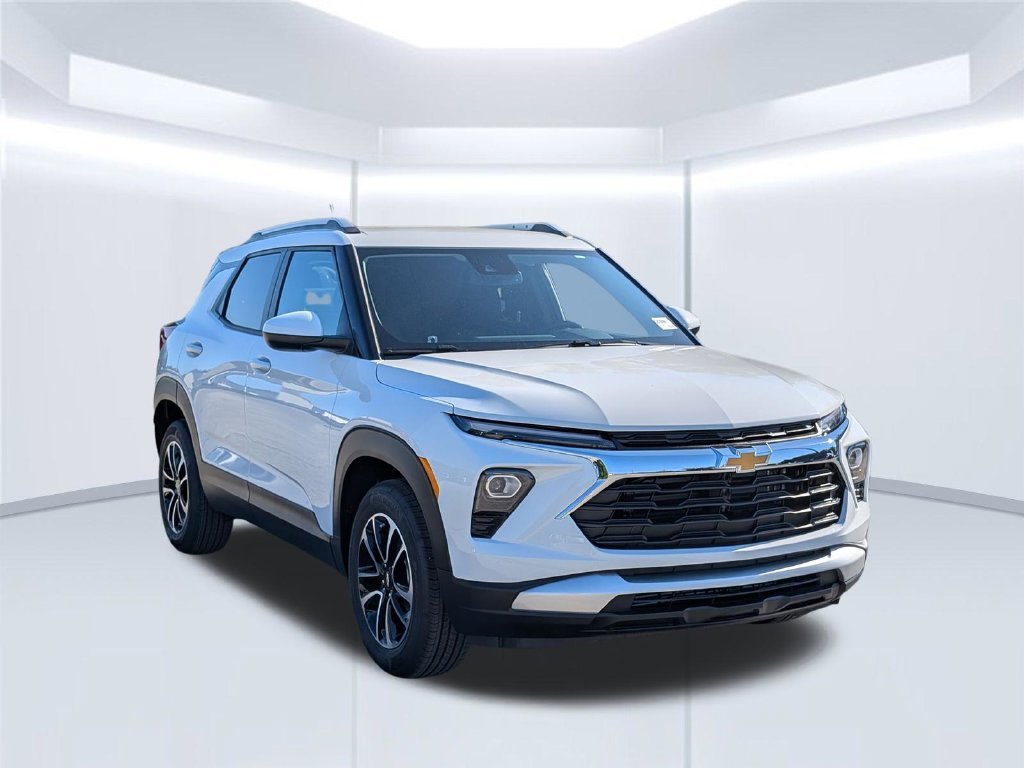 New 2026 Summit White Chevrolet LT image 9