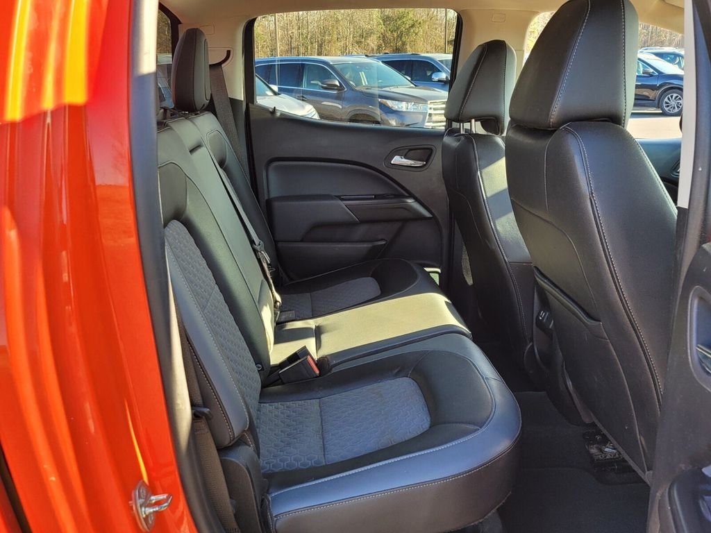 Used 2020 Orange Chevrolet Z71 image 13