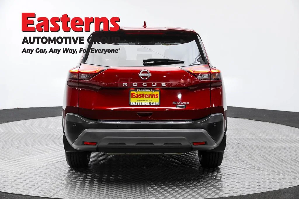 Used 2023 Red Nissan SV image 6