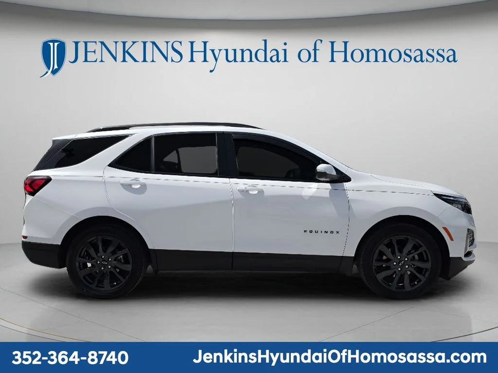 Used 2023 White Chevrolet RS image 3