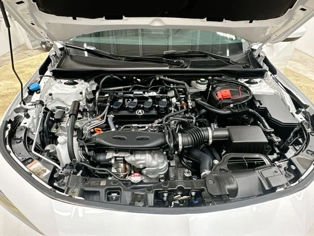 Used 2025  Acura Base image 19