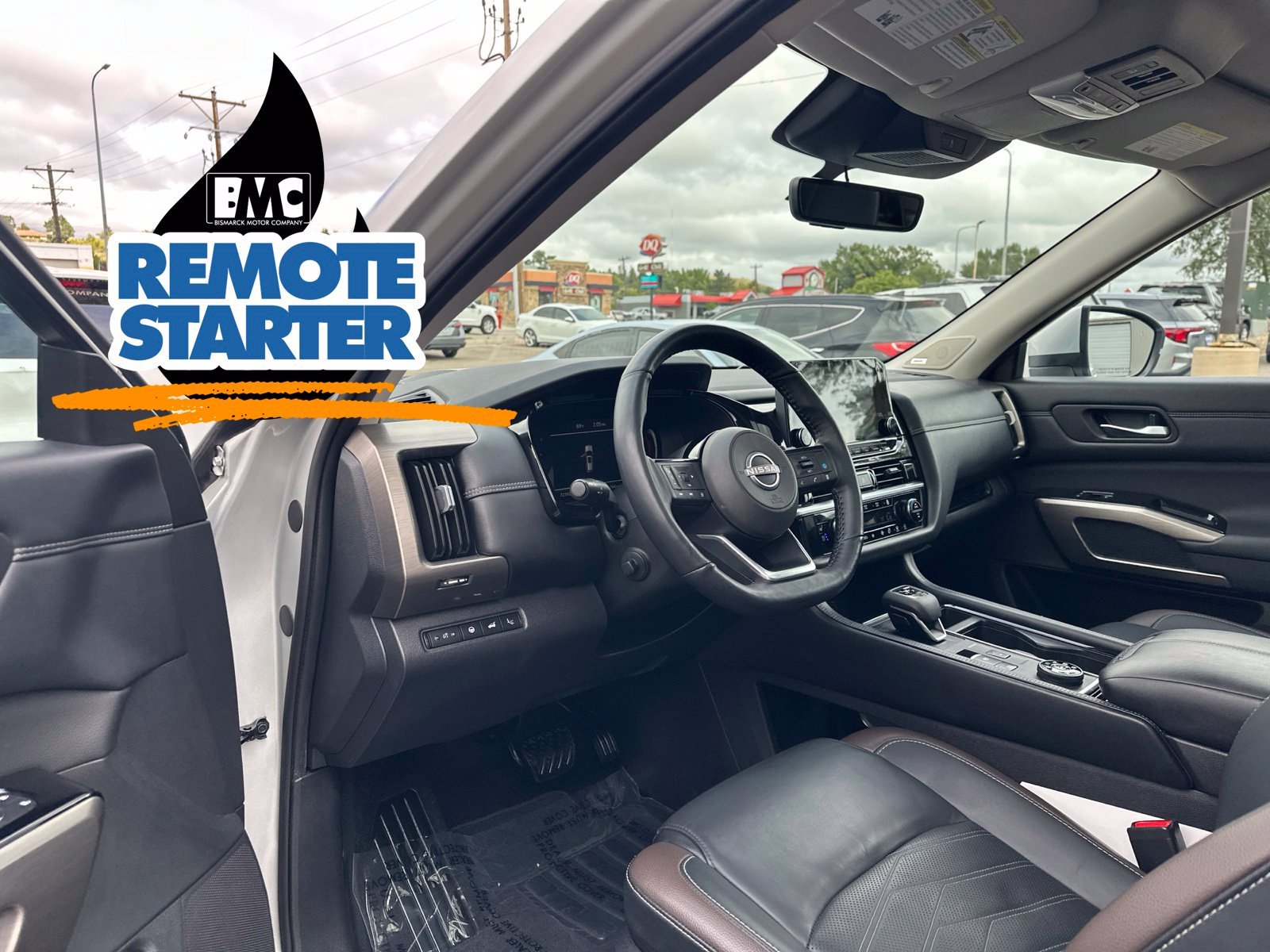 Certified Used 2023 Silver Nissan Platinum image 11