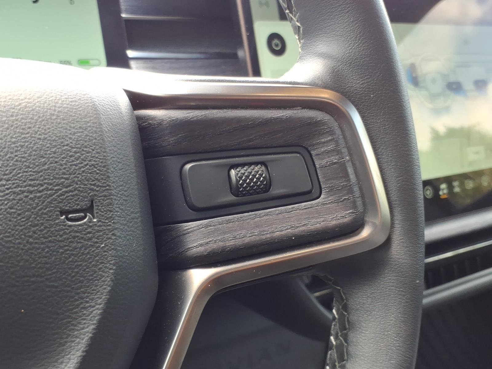 Used 2024 Midnight Rivian Adventure image 28