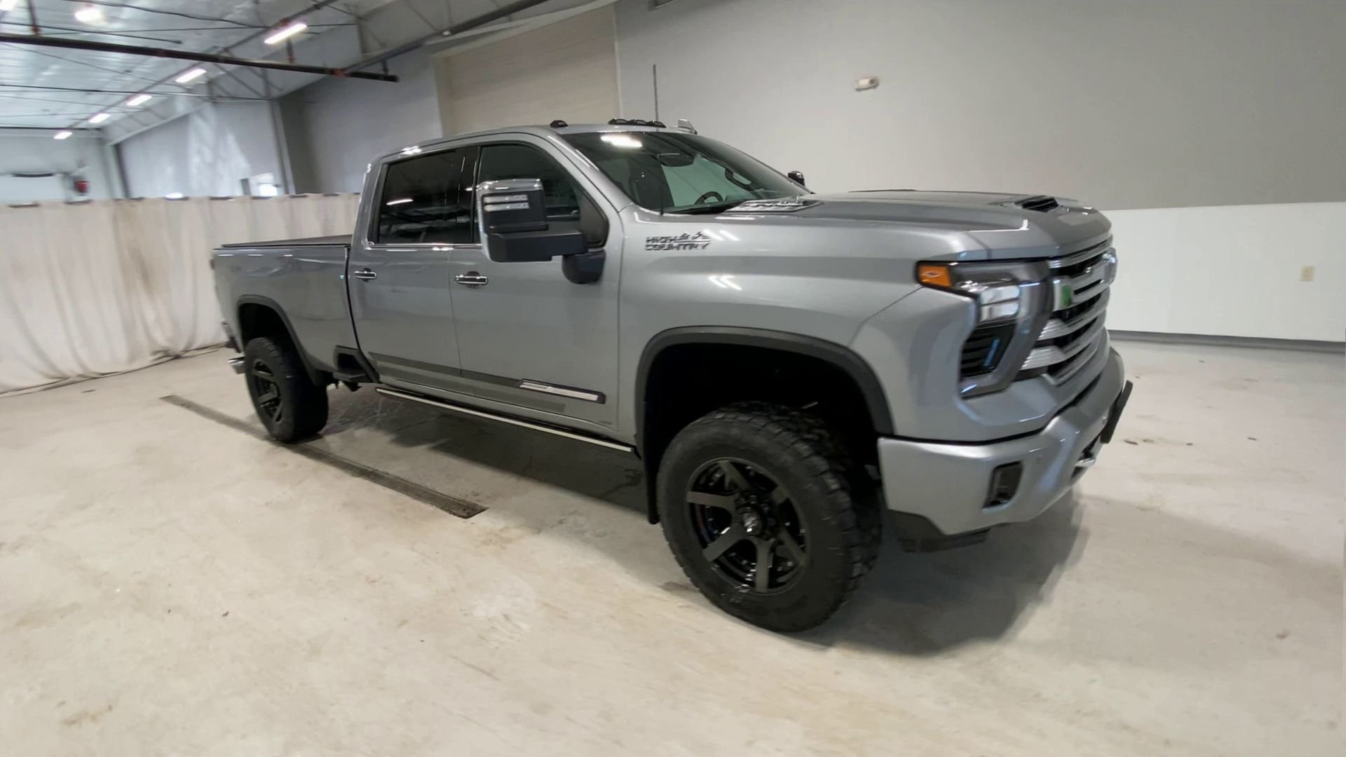 2024 Chevrolet Silverado 2500HD High Country - Photo 31