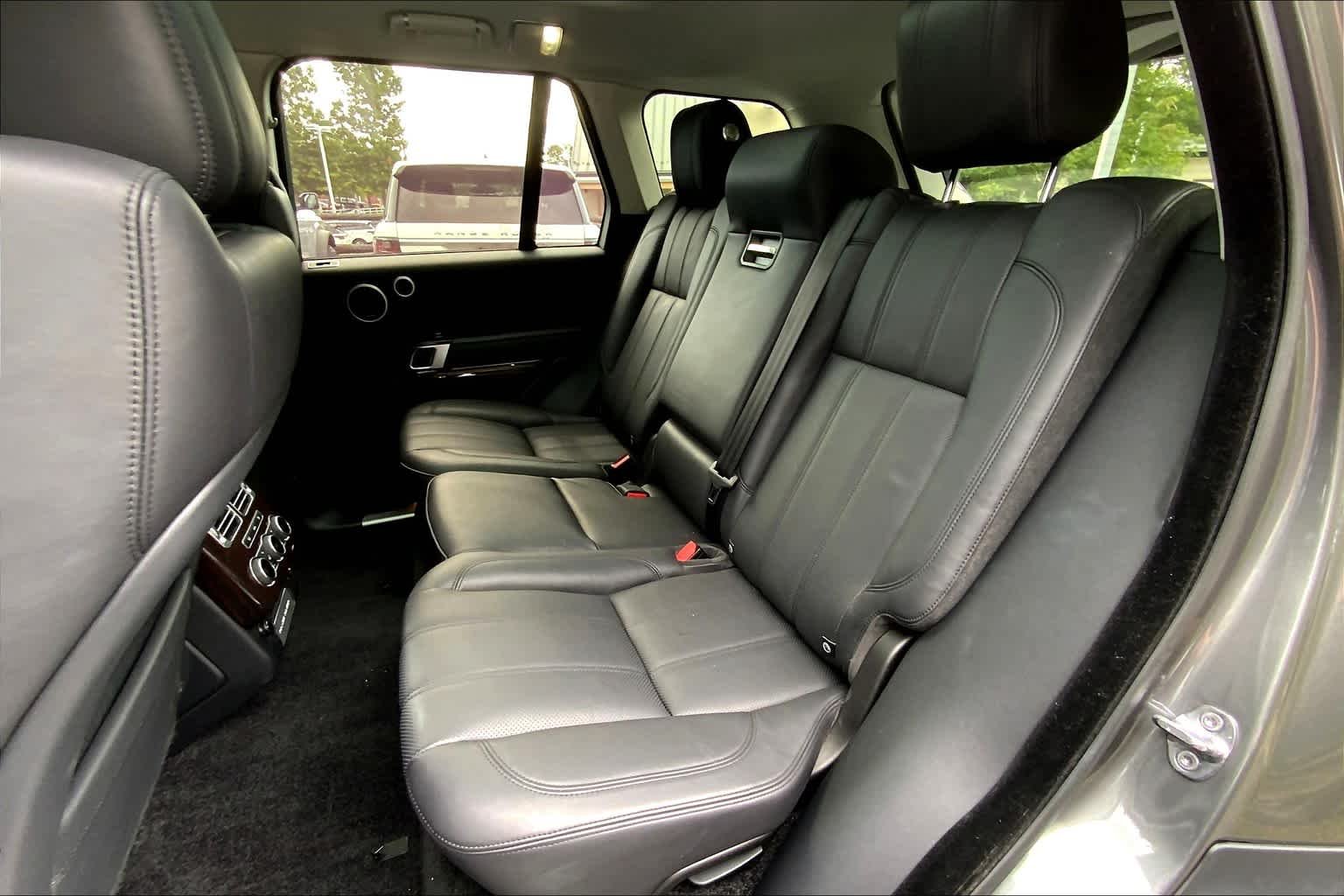 Used 2017 Corris Grey Land Rover  image 19