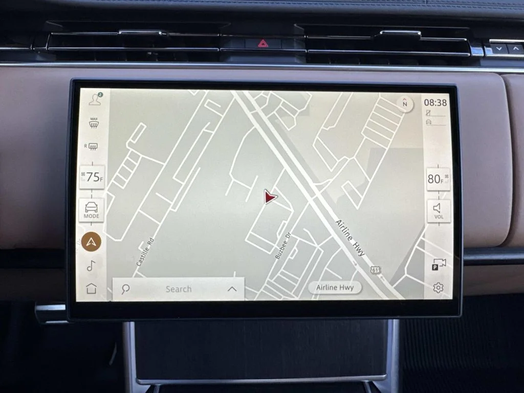 New 2026 Santorini Black Land Rover SE image 13