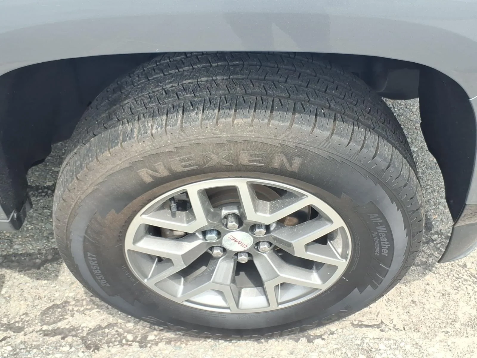 Used 2021 Steel Metallic GMC AT4 w/Cloth image 11