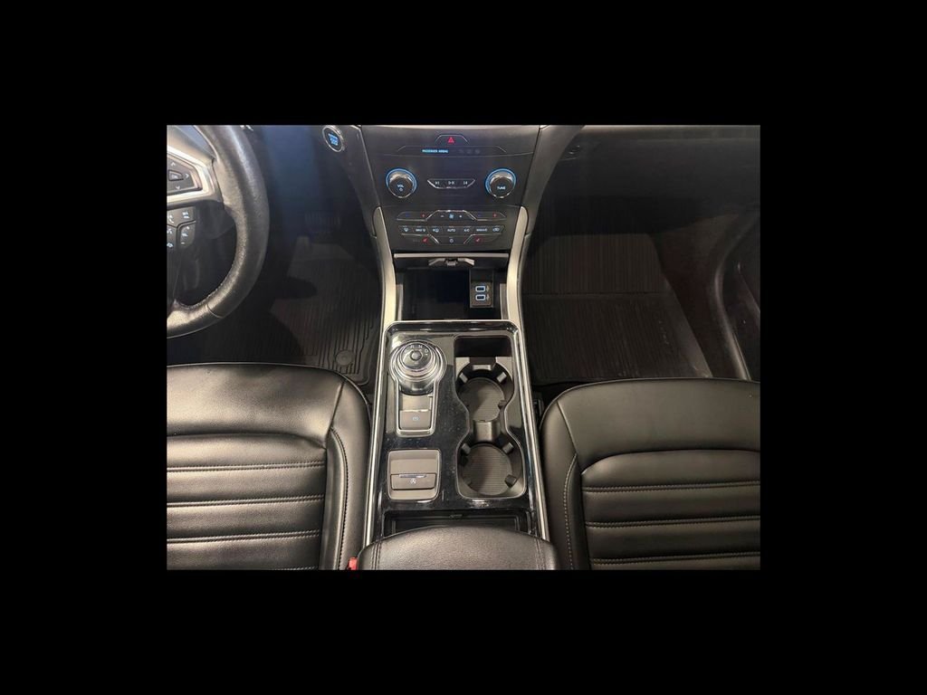 Used 2019 Silver Ford SEL image 16
