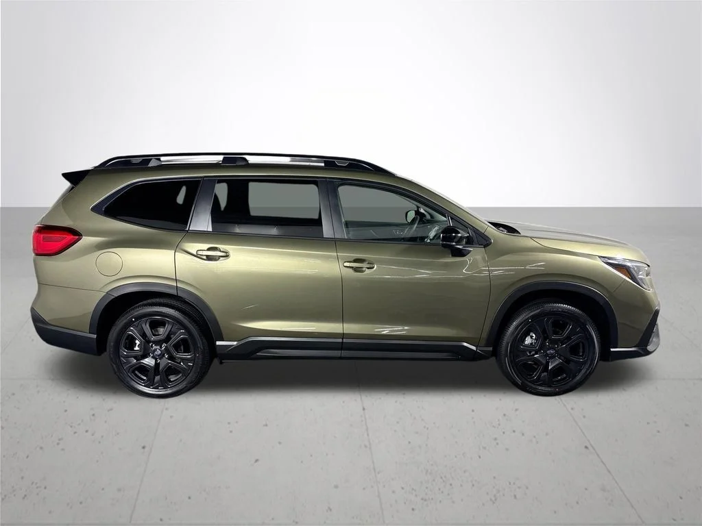 New 2026 AUTUMN GREEN METALLIC Subaru Onyx Edition Touring 7-Passenger image 5