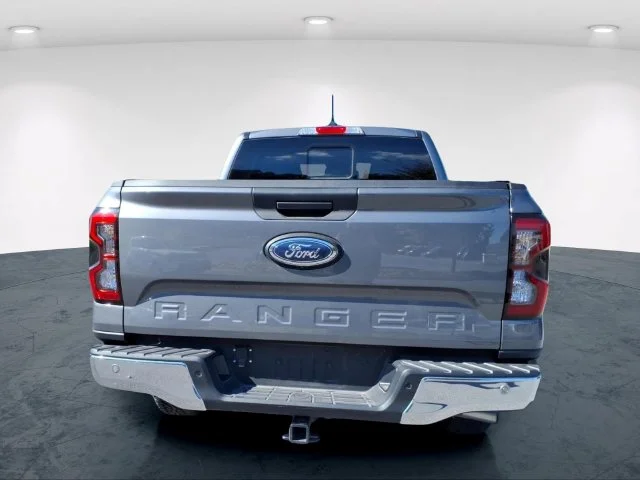 Used 2025 Gray Ford Lariat image 14