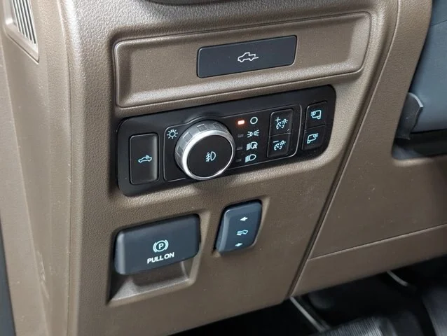 New 2026 Star White Metallic Tri-Coat Ford King Ranch® image 47