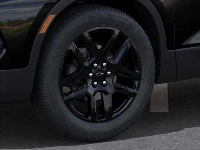 New 2026 Black Chevrolet 2LT image 9