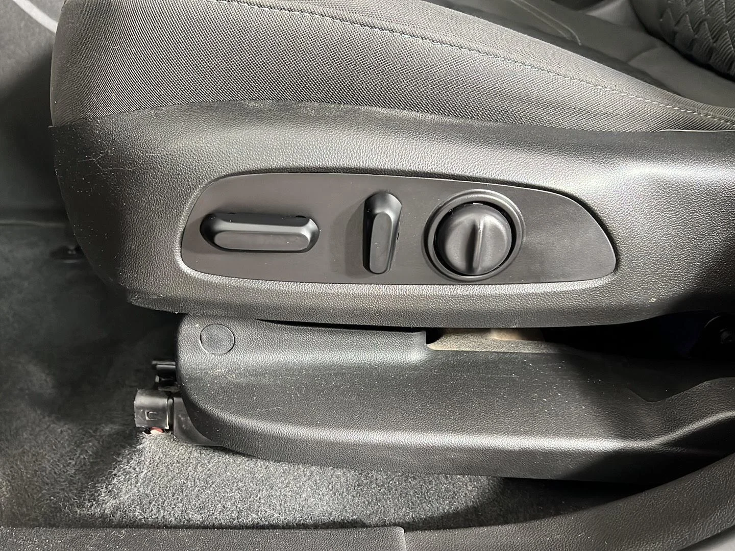 Used 2019 Red Tintcoat Chevrolet  image 7