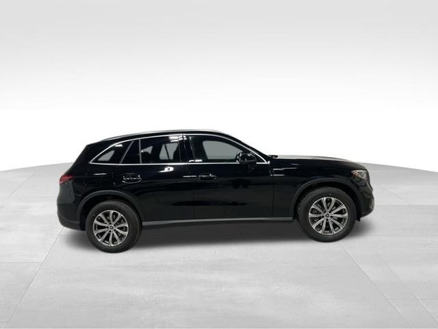 New 2026  Mercedes-Benz GLC 300 image 3