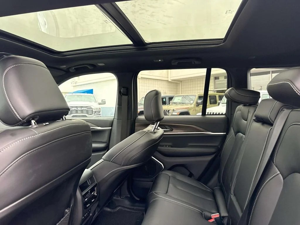 New 2026 White Jeep Limited image 9