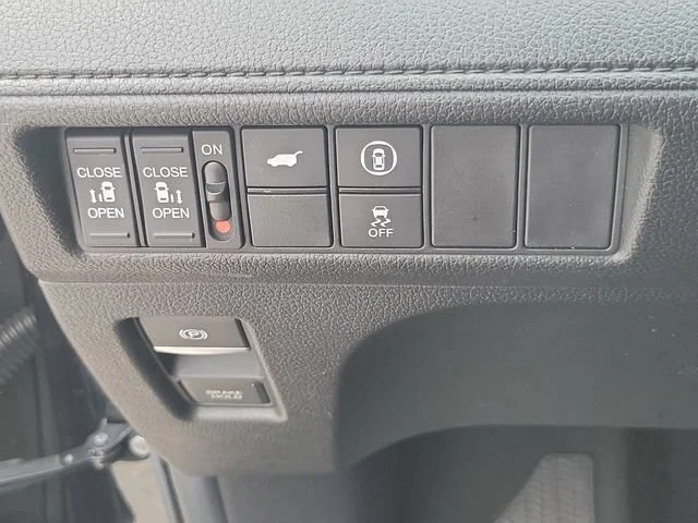 Used 2024 Black Honda EX-L image 18