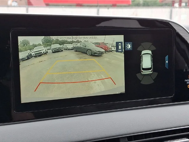 Used 2020 Silver Hyundai SEL image 20