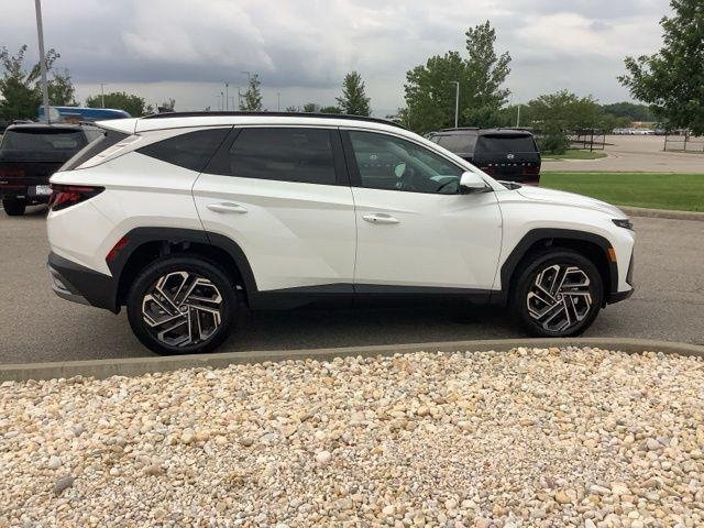 New 2026 White Pearl Hyundai SEL Plus image 6