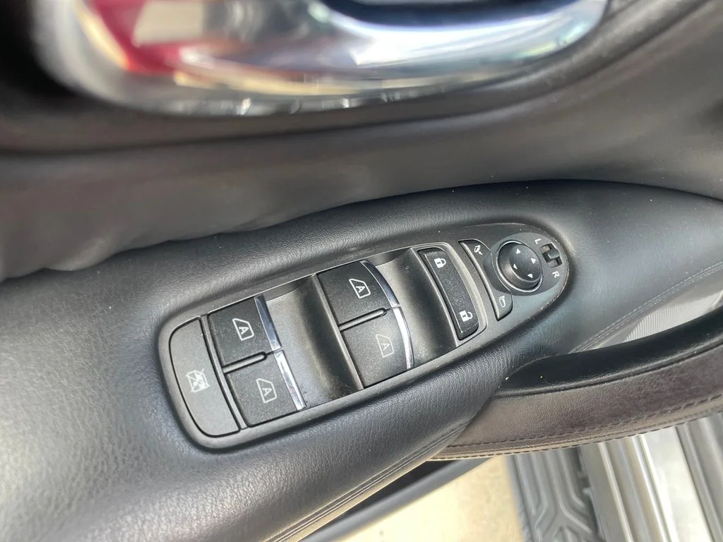 Certified Used 2022 Gray Nissan SL image 22