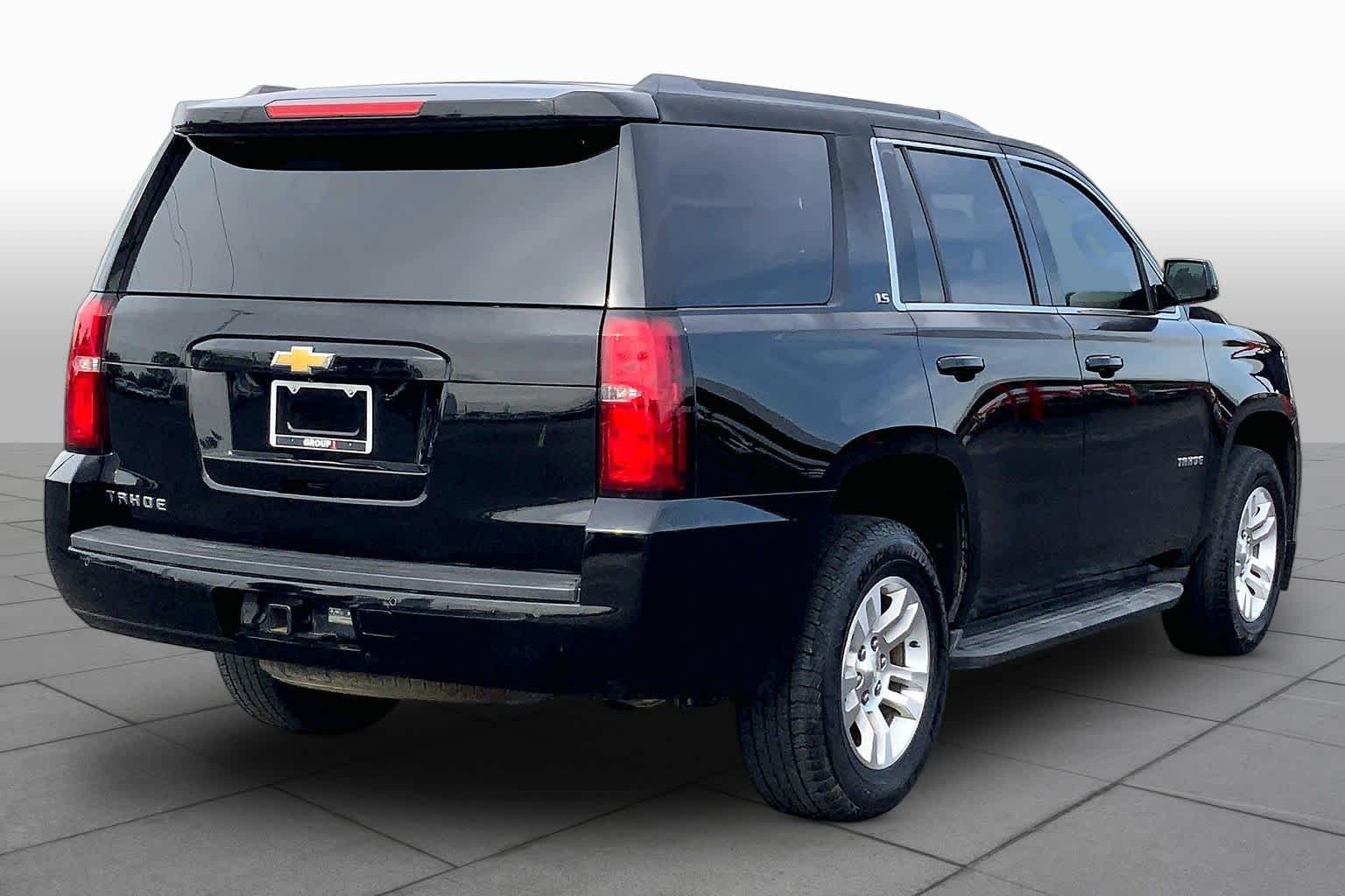Used 2015 Black Chevrolet LS image 13