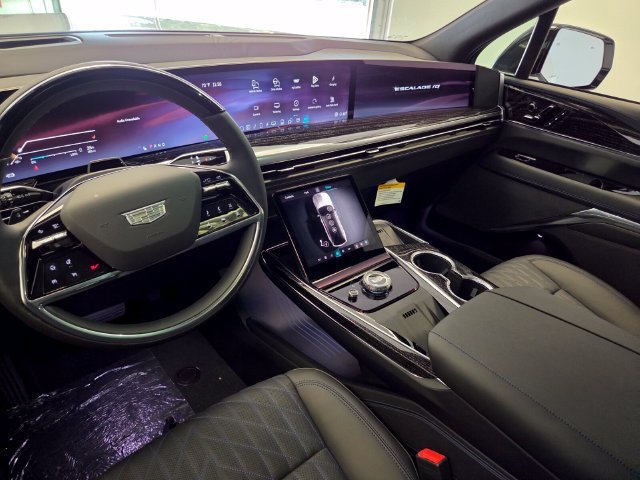 New 2026 Vibrant White Tricoat Cadillac Sport image 14