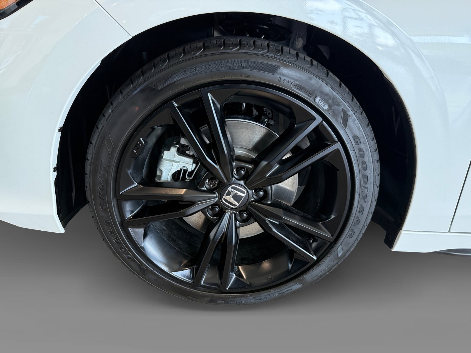 New 2026 Platinum White Pearl Honda  image 9