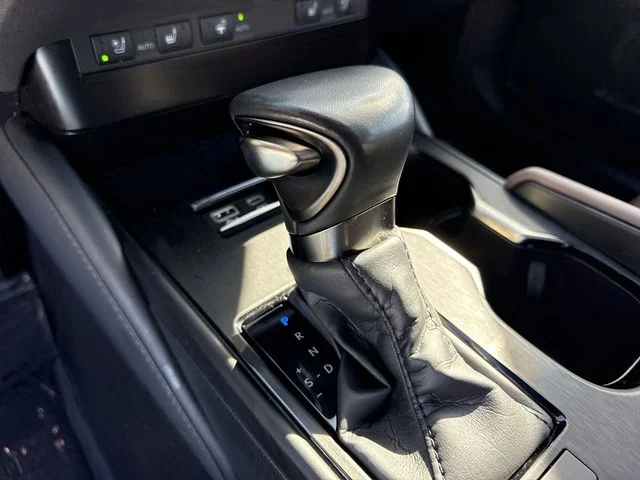 Used 2024 Black Lexus 350 image 20