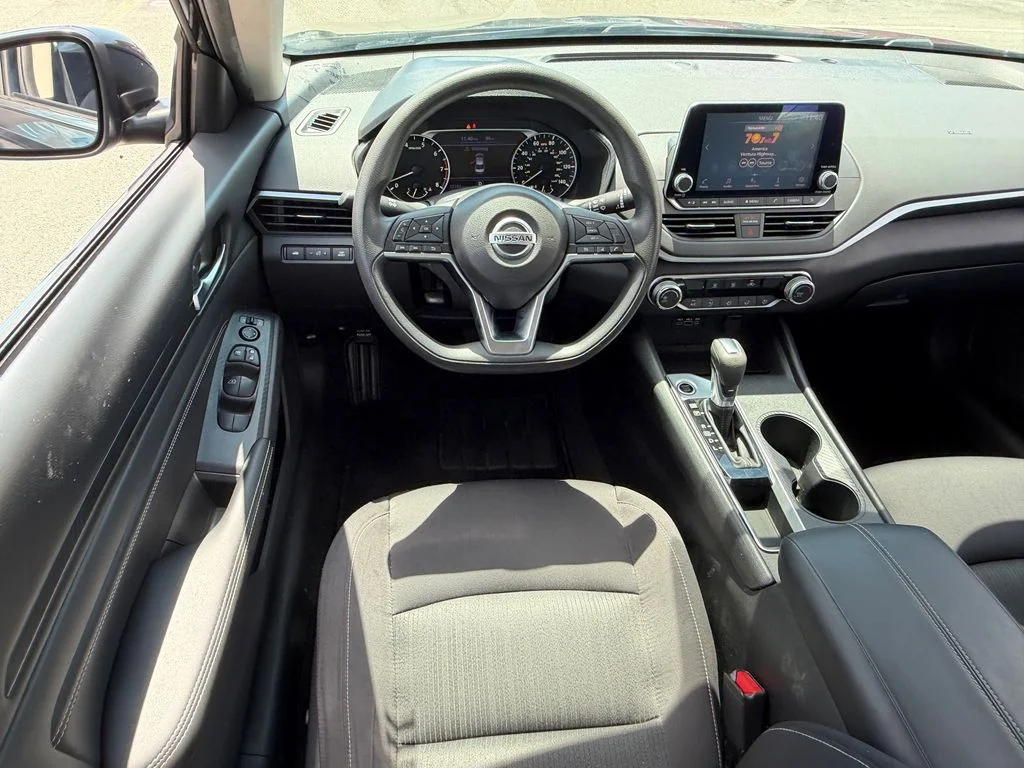 Certified Used 2020 Black Nissan 2.5 S image 13