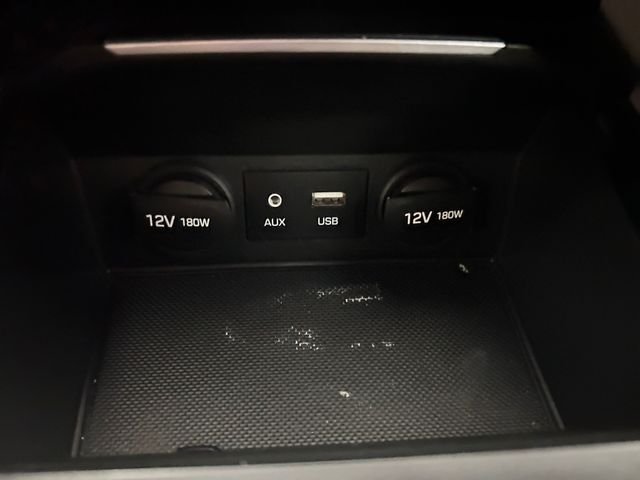 Used 2017 Black Hyundai SE image 30