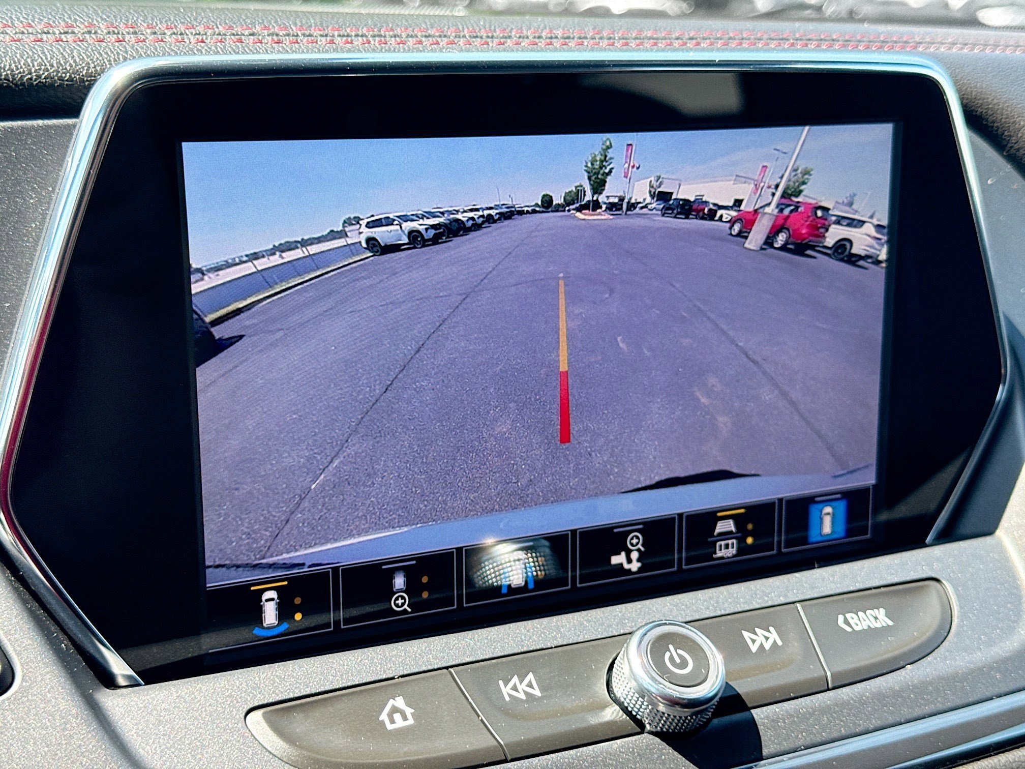 Used 2020 Iridescent Pearl Tricoat Chevrolet RS image 14