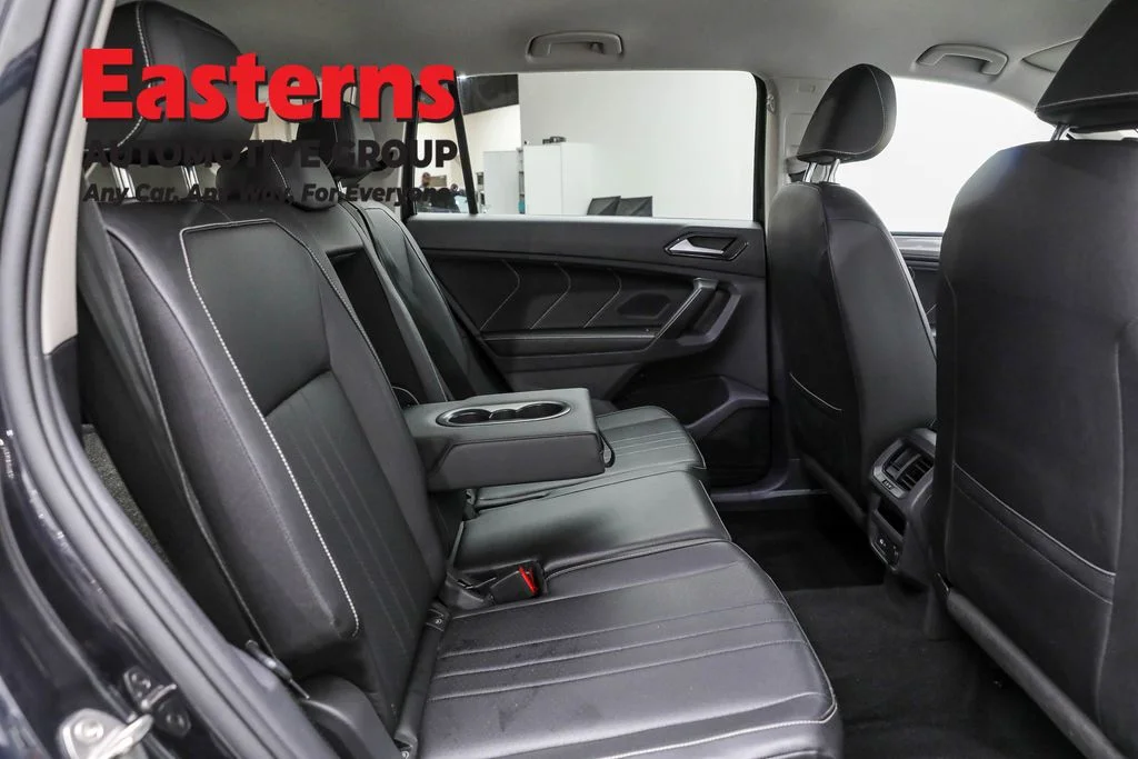 Used 2023 Black Volkswagen 2.0T SE image 21