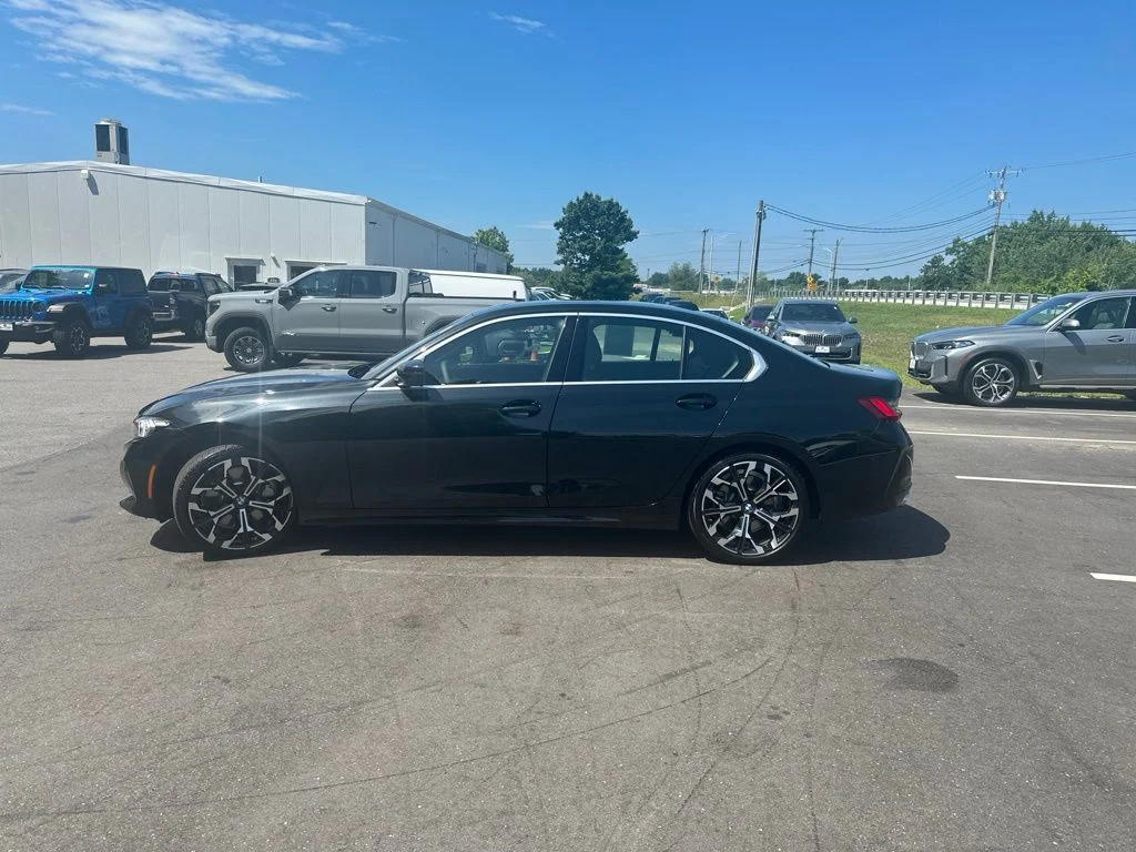 Used 2026 Black Sapphire Metallic BMW 330i xDrive image 4